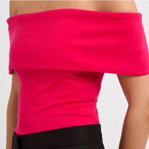 COS Off the Shoulder Jersey Knit Top Hot Pink Size Medium Modern Contemporary